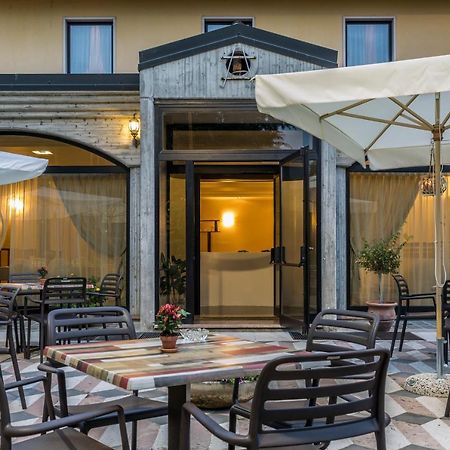 Hotel Postumia Dossobuono Dış mekan fotoğraf