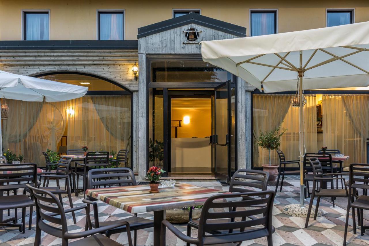 Hotel Postumia Dossobuono Dış mekan fotoğraf