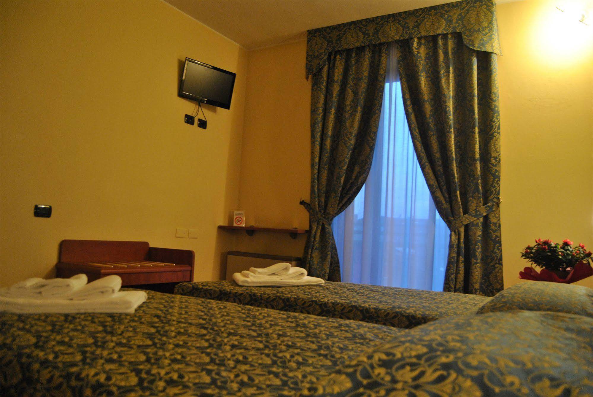 Hotel Postumia Dossobuono Dış mekan fotoğraf