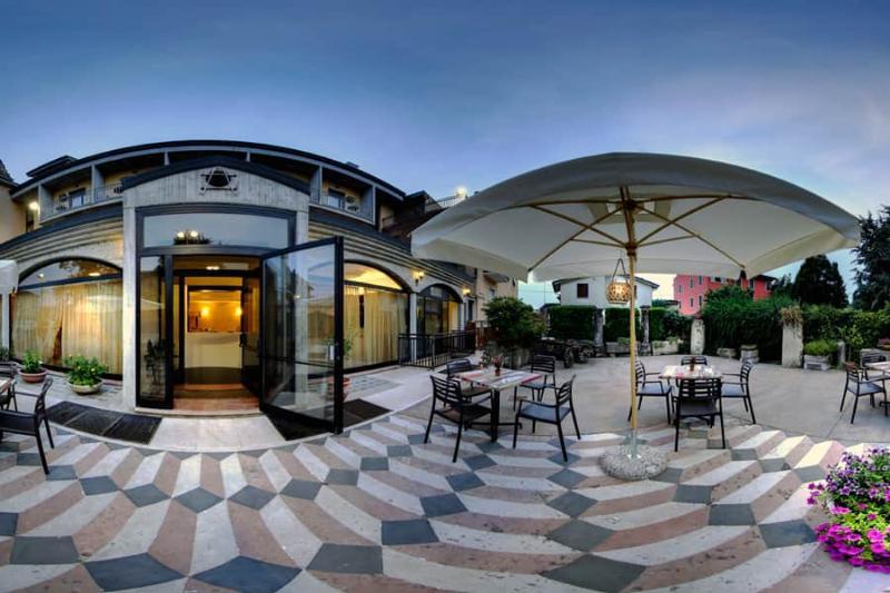 Hotel Postumia Dossobuono Dış mekan fotoğraf