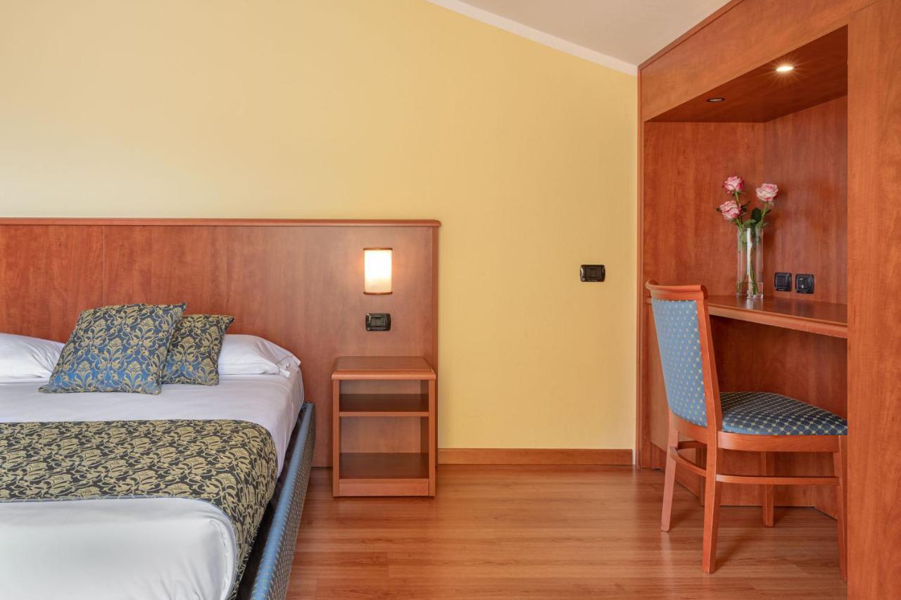 Hotel Postumia Dossobuono Dış mekan fotoğraf